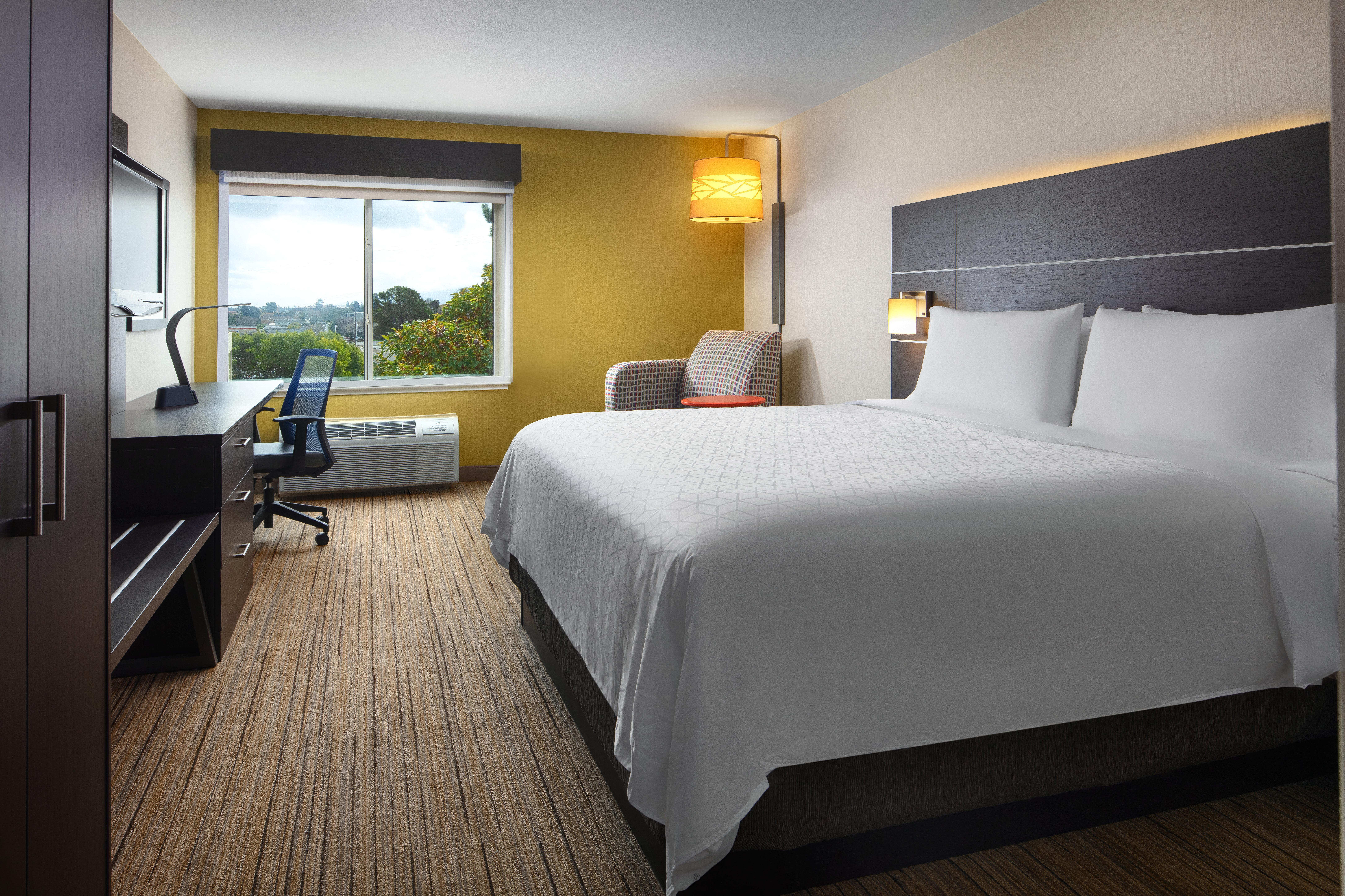 Holiday Inn Express Hotel & Suites Belmont By Ihg מראה חיצוני תמונה