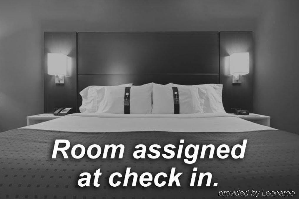 Holiday Inn Express Hotel & Suites Belmont By Ihg מראה חיצוני תמונה